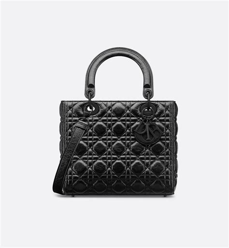 Sac Lady Dior Medium Cuir de veau Cannage craquelé noir 